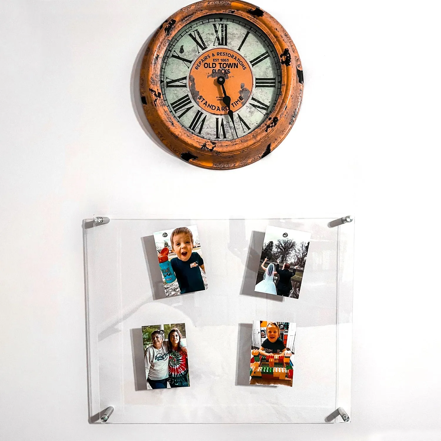 19" x 23" Easy Change Float Frame   Magnets for 16" x 20" Art [Silver or Gold]