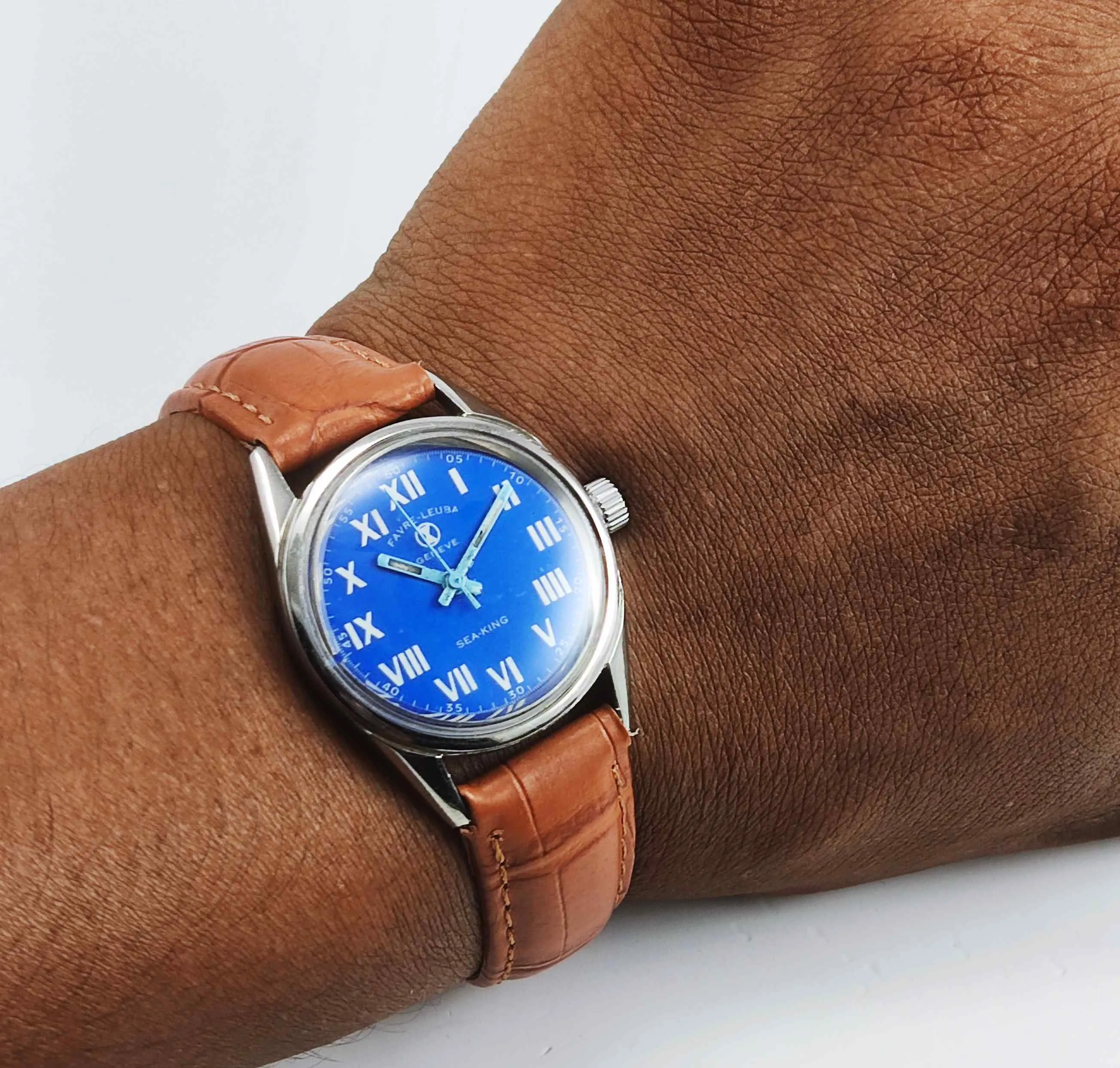 Favre Leuba Geneve Sea king 253 Blue Dial Mechanical HandWinding 17 Jewels Watch