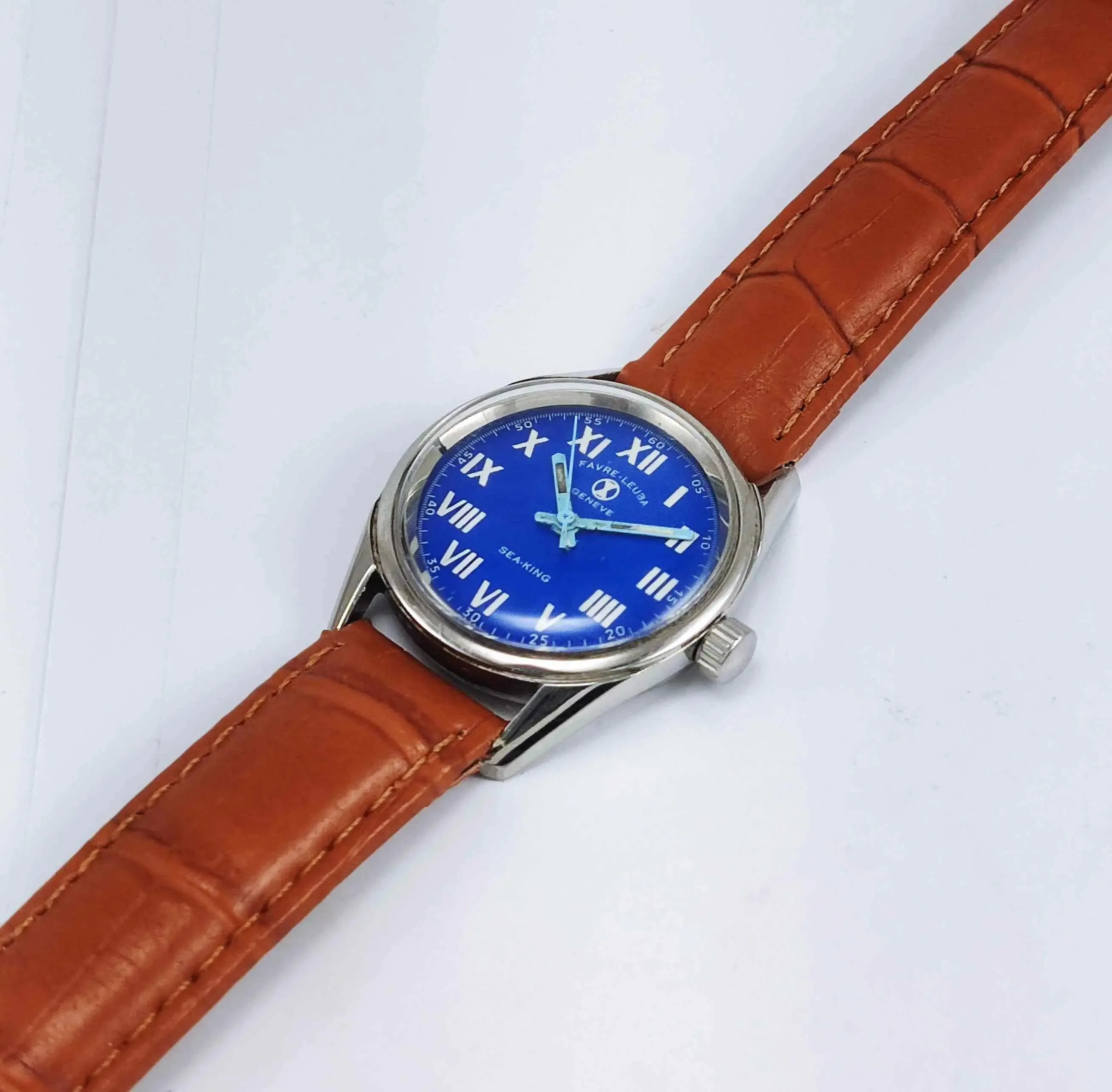 Favre Leuba Geneve Sea king 253 Blue Dial Mechanical HandWinding 17 Jewels Watch
