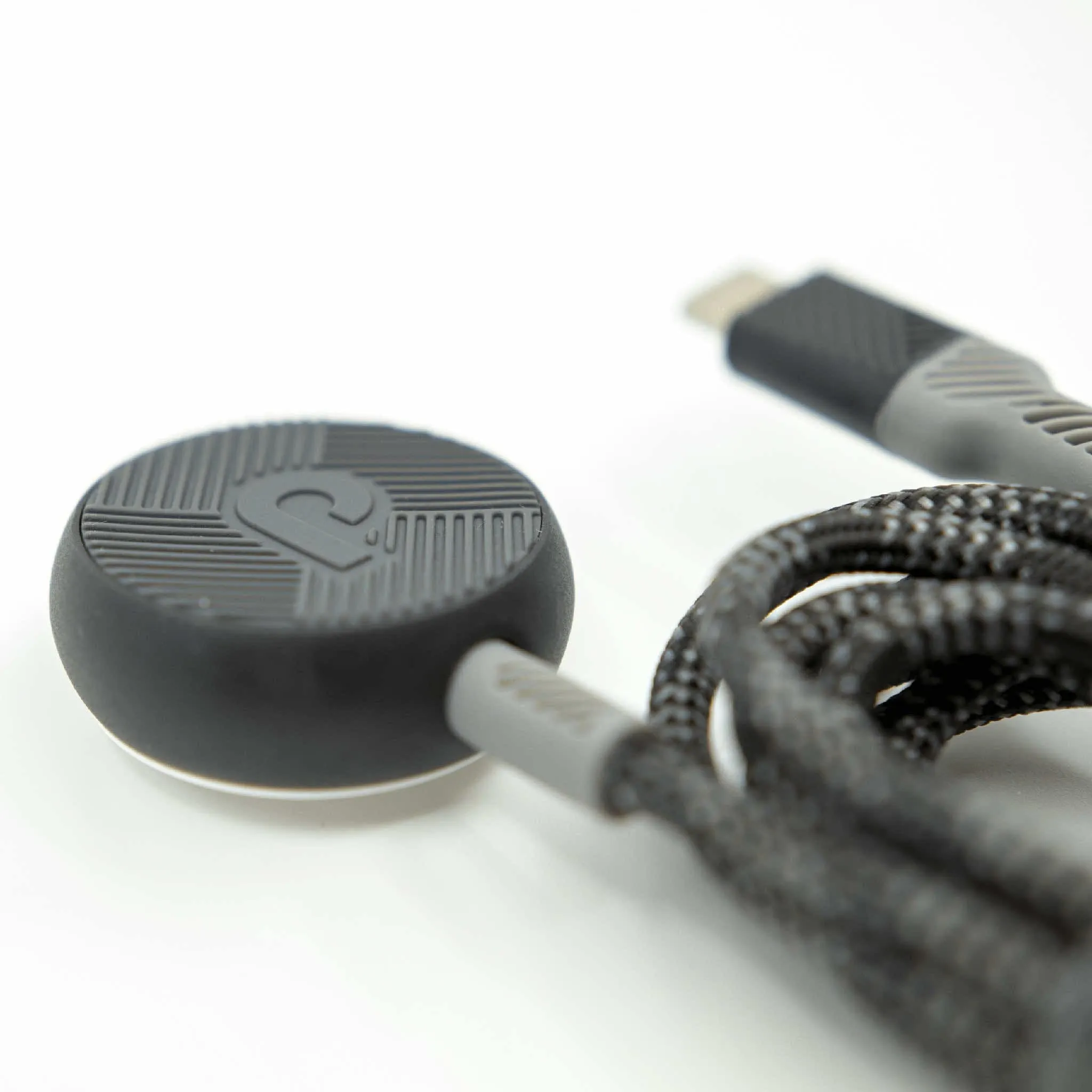 Paraflex™ Apple Watch Charger to USB-C (Carbon)