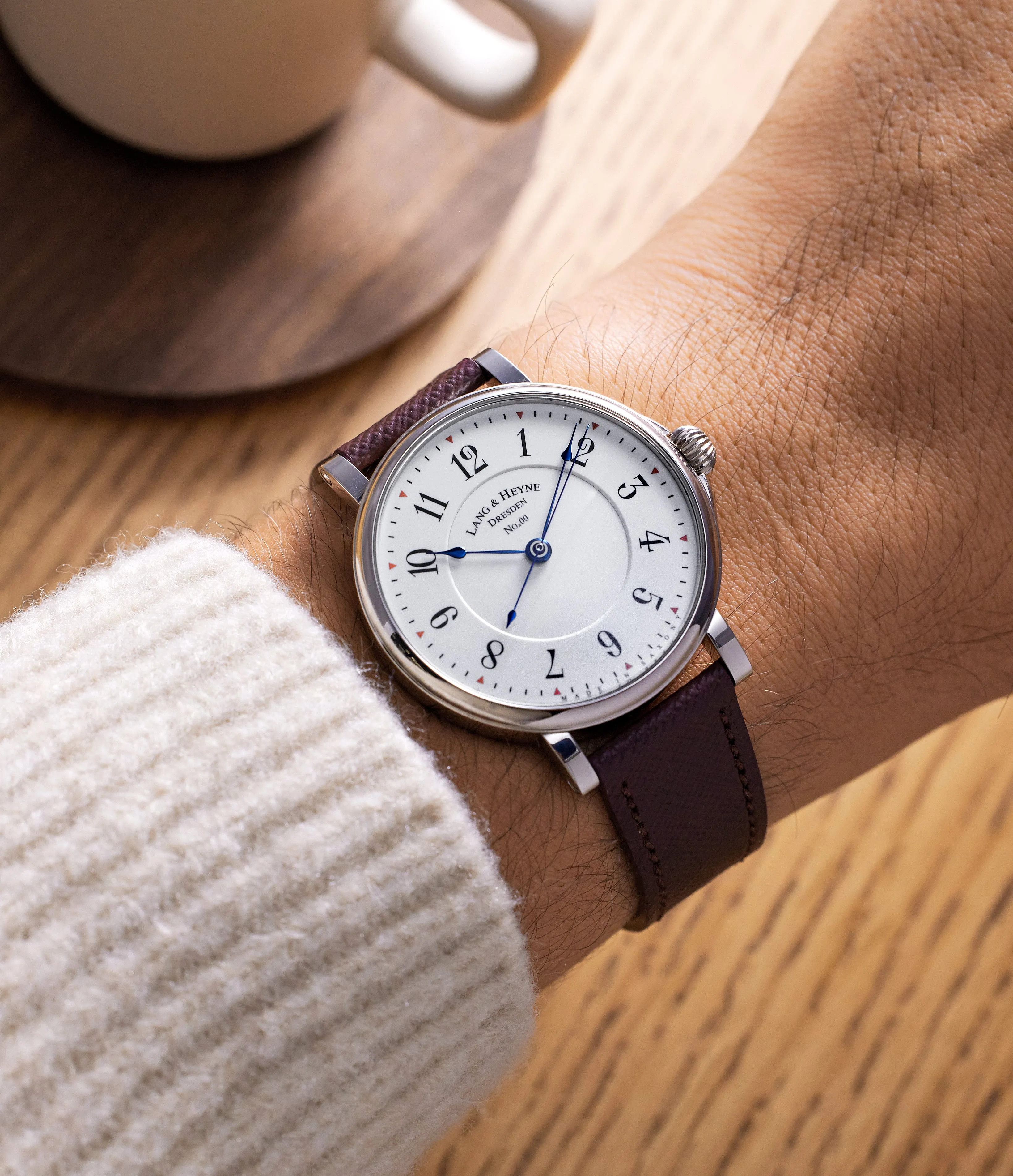 Remontoir Jumping Seconds | Unique Piece | Platinum
