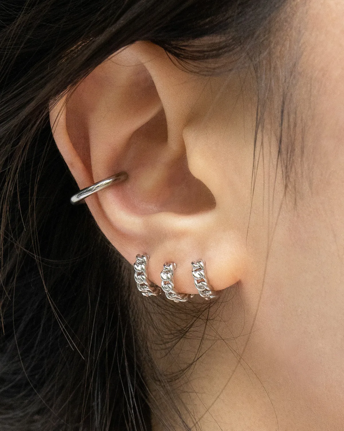 RYLEE Chain Huggie Hoops in Silver