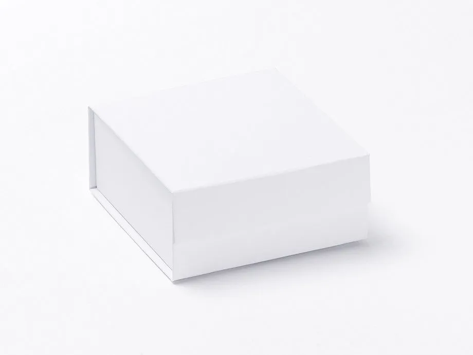 Small White Luxury Gift box with magnetic closure (Pack of 12)