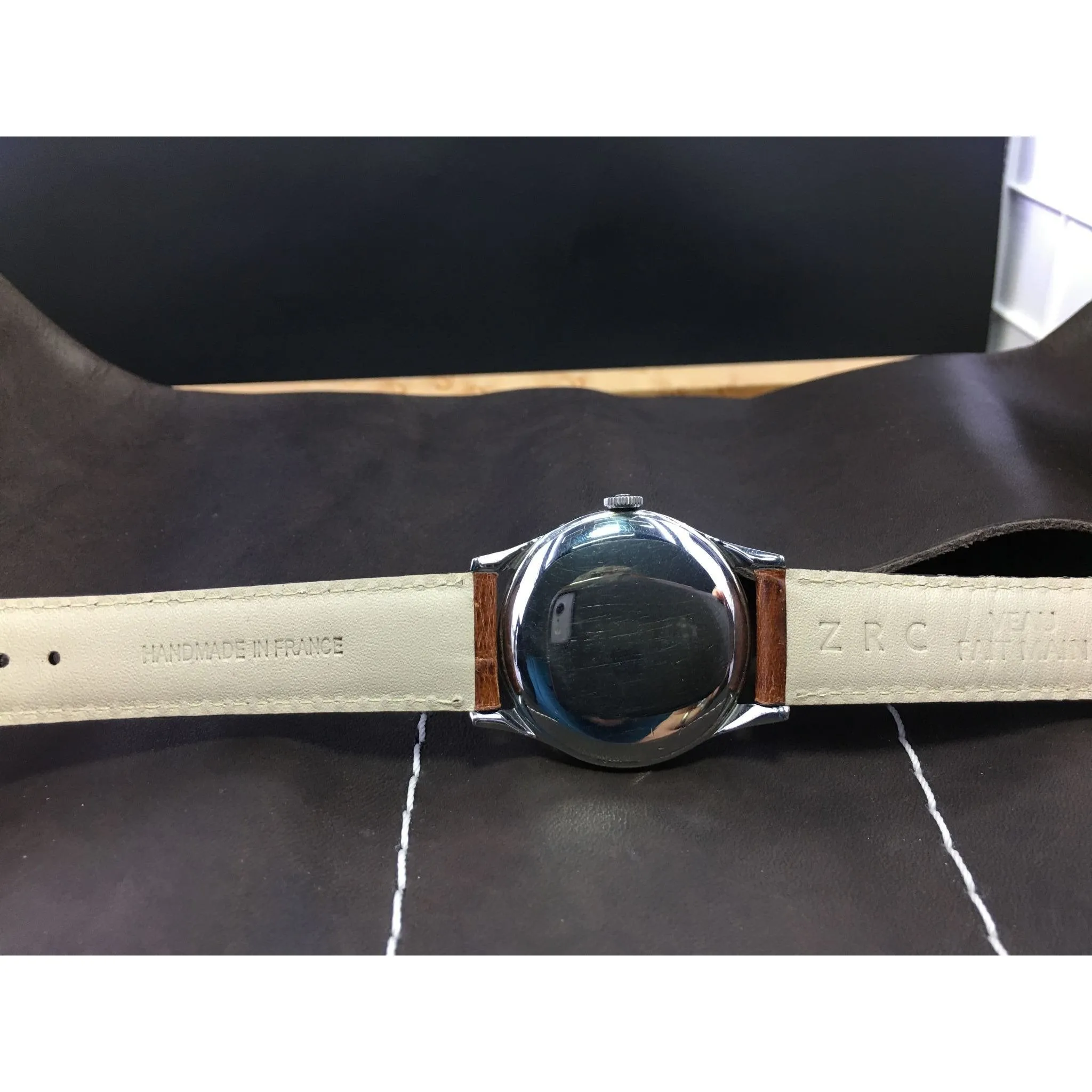 Sold - Omega Cosmic Reference 2471/1 Triple Date Moonphase Calibre 381 - 27 DL PC Circa 1947